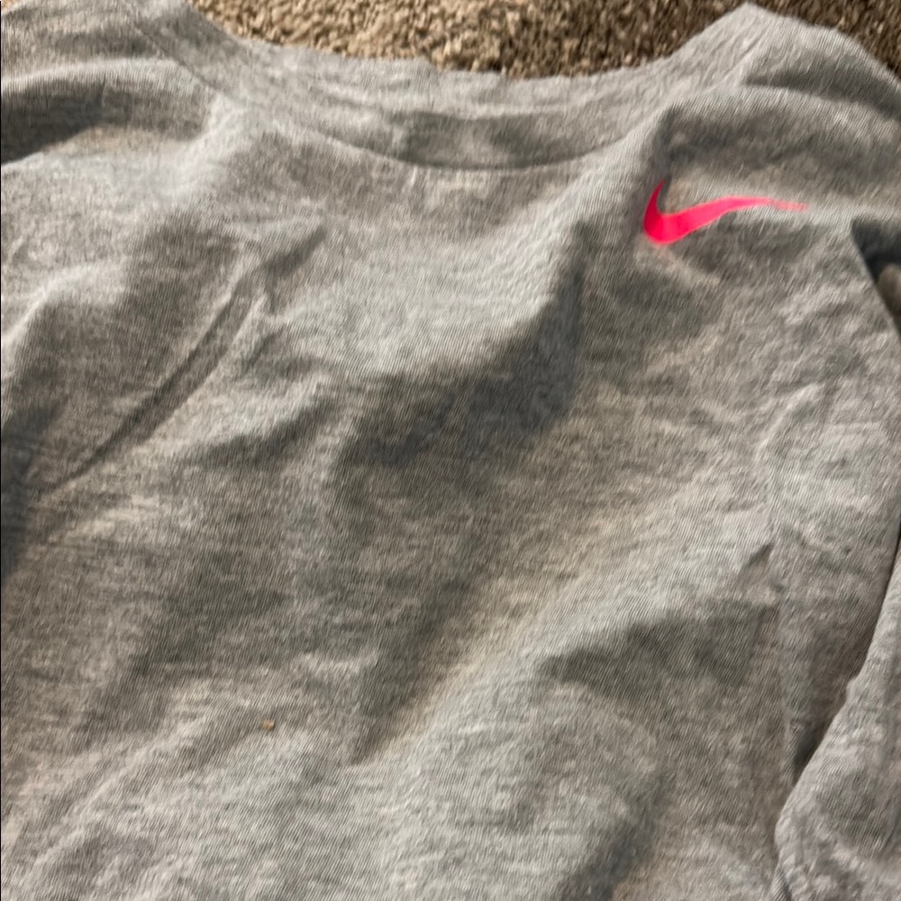 Nike Bundle - Picture 4 of 9